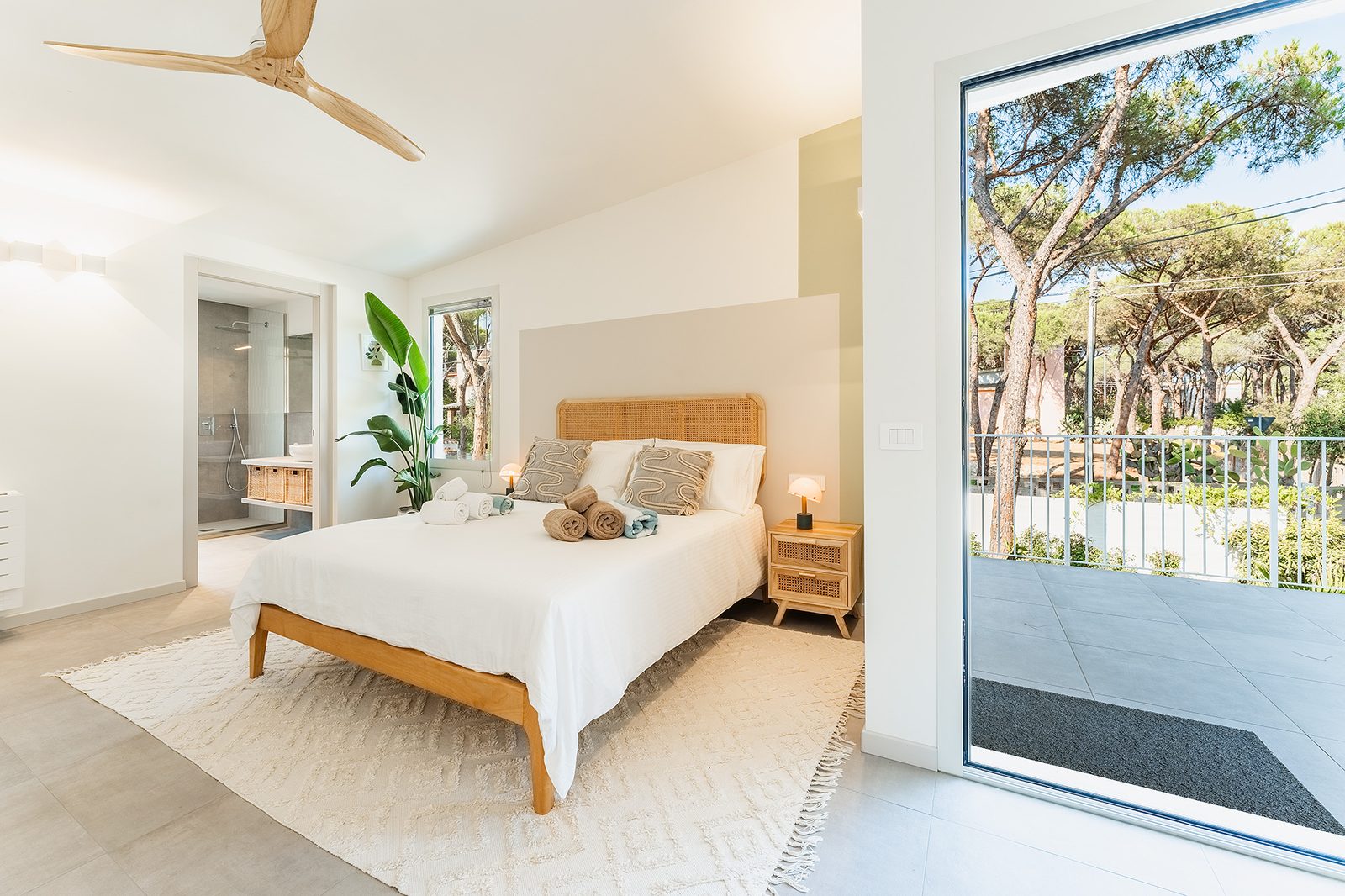 King bedroom